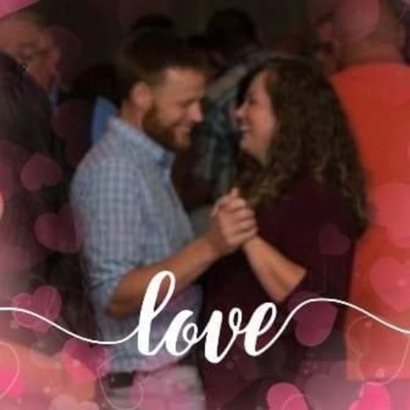 Meet your Posher, Jennifer - Picture 1 of 1